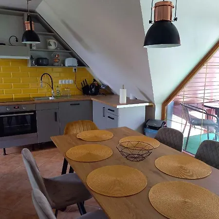 شقة In - Balaton 26487 *