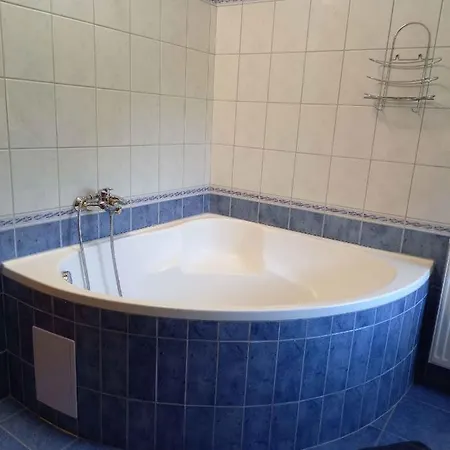 In - Balaton 26487 Apartman Balatonberény