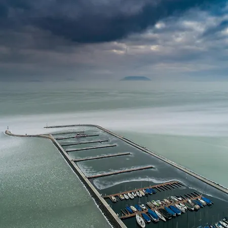 דירה In - Balaton 26487 *